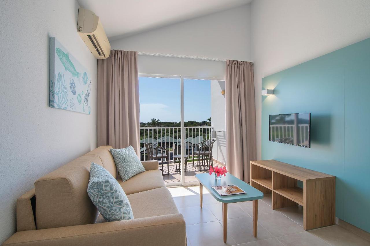 Pierre & Vacances Menorca Cala Blanes Cala'N Blanes  Exterior photo